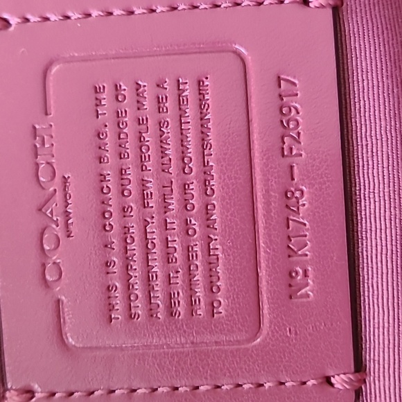 Coach Rose Leather Shoulder Bag with Gold Accents - Picture 7 of 11